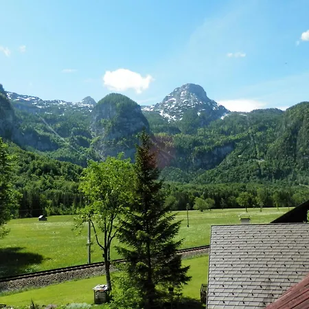 Osborne Near Hallstatt 度假居 上特劳恩